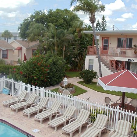 Carlton House Motel And Suites St. Pete Beach Ngoại thất bức ảnh