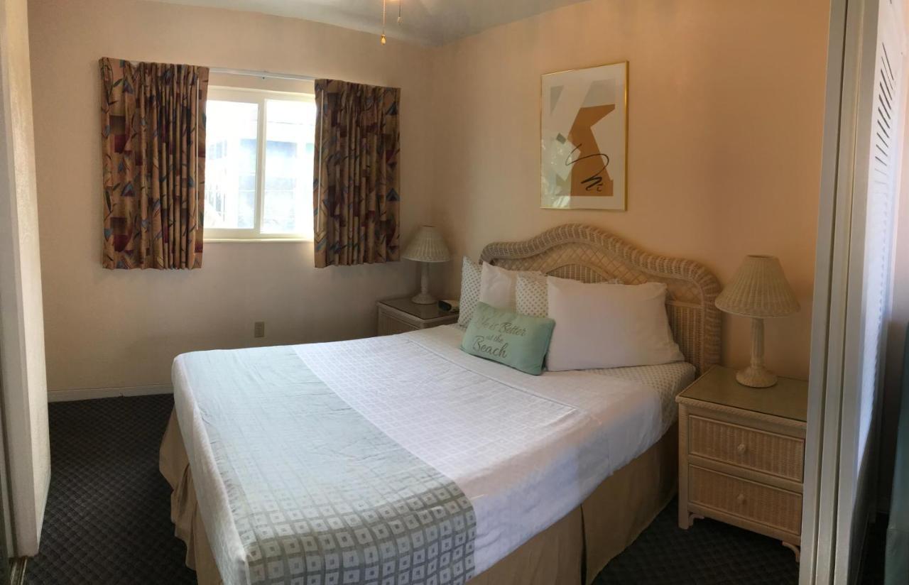 Carlton House Motel And Suites St. Pete Beach Ngoại thất bức ảnh