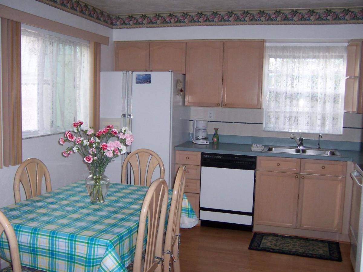Carlton House Motel And Suites St. Pete Beach Ngoại thất bức ảnh
