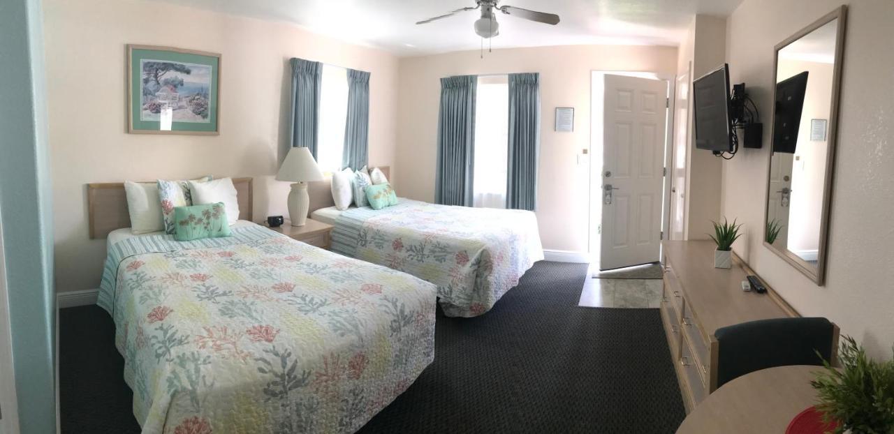 Carlton House Motel And Suites St. Pete Beach Ngoại thất bức ảnh