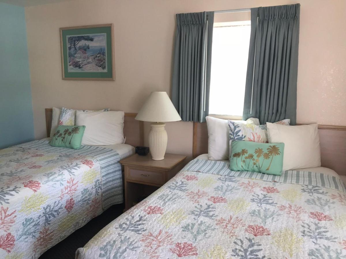 Carlton House Motel And Suites St. Pete Beach Ngoại thất bức ảnh
